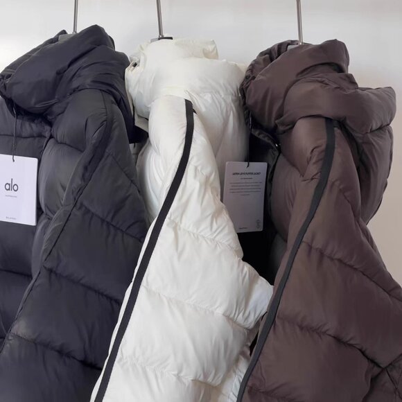 Alo Yoga Aspen Love Puffer Jacket Black Color - Picture 2 of 4